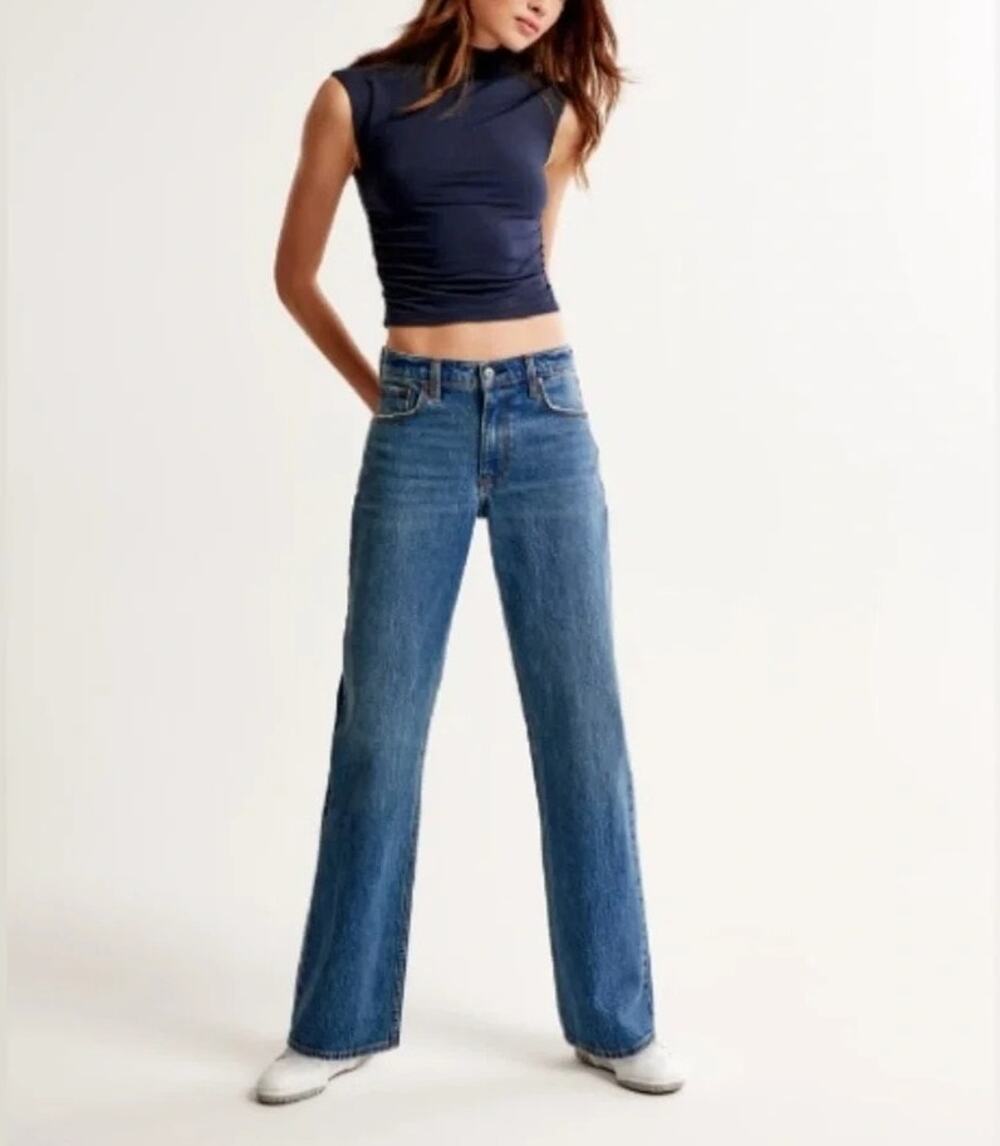 Abercrombie & Fitch Curve Love Low Rise Baggy Jeans Size 25 Long Dark Wash Y2K